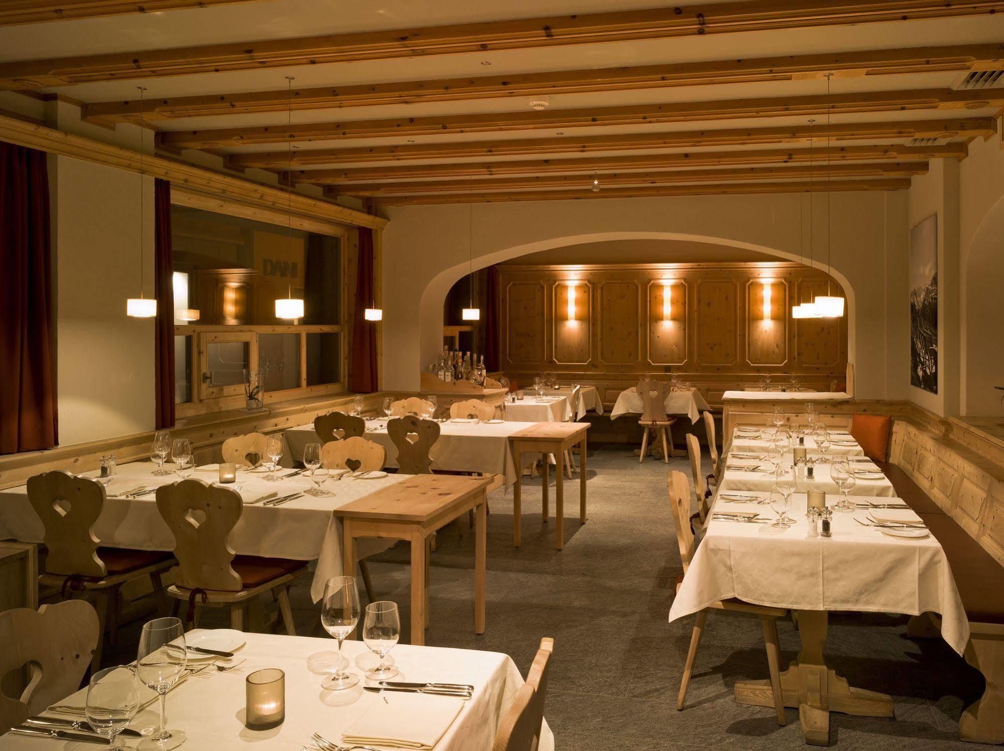 Hotel Donatz Samedan Exterior photo